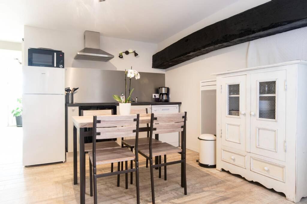 Beau T3 *** Pour 2 A 4 Pers Avec Patio Privatif Leilighet La Couarde-sur-Mer Eksteriør bilde